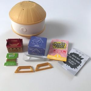 cardinal birdhouse Miniverse Make It Mini Lifestyle